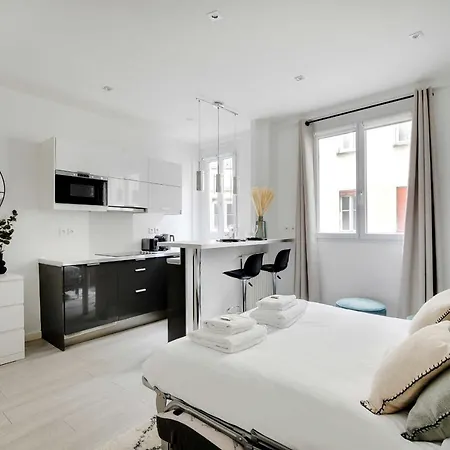 2p - Arc De Triomphe - Porte Maillot París