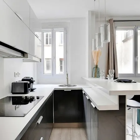2p - Arc De Triomphe - Porte Maillot Apartamento